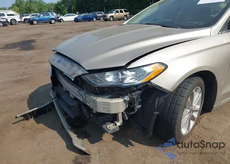 2019 Ford Fusion Se z USA, uszkodzony, nr VIN 3FA6P0HD4KR203656
